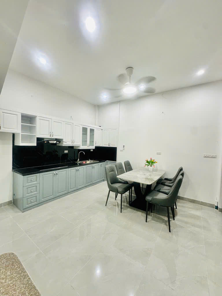 NHÀ 5 TẦNG ĐẸP, KHU VỰC LÊ ĐẠI HÀNH, CHỈ 5.95 TỶ