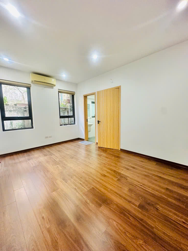 NHÀ 5 TẦNG ĐẸP, MINH KHAI ĐH KINH TẾ ĐH BÁCH KHOA, ĐH XÂY DỰNG, CHỈ 5.95 TỶ