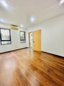 NHÀ 5 TẦNG ĐẸP, MINH KHAI ĐH KINH TẾ ĐH BÁCH KHOA, ĐH XÂY DỰNG, CHỈ 5.95 TỶ