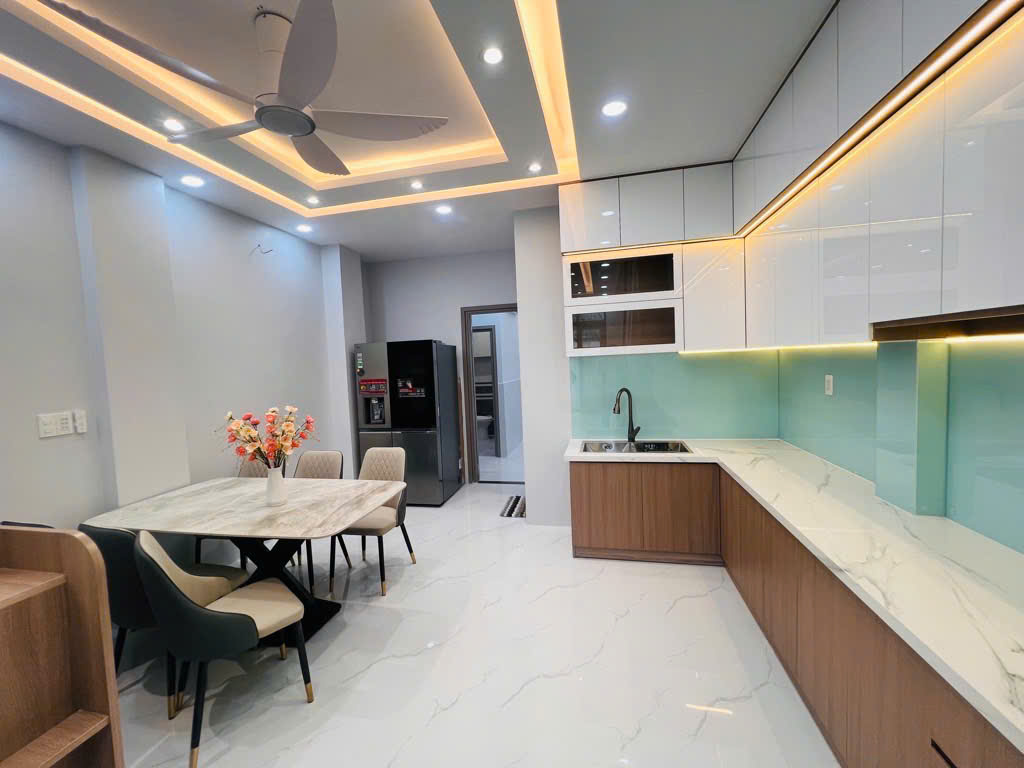 MUA 1 CĂN ĐƯỢC 2 CĂN - NHÀ QUẬN 7 MỚI XÂY, VÀO Ở NGAY
