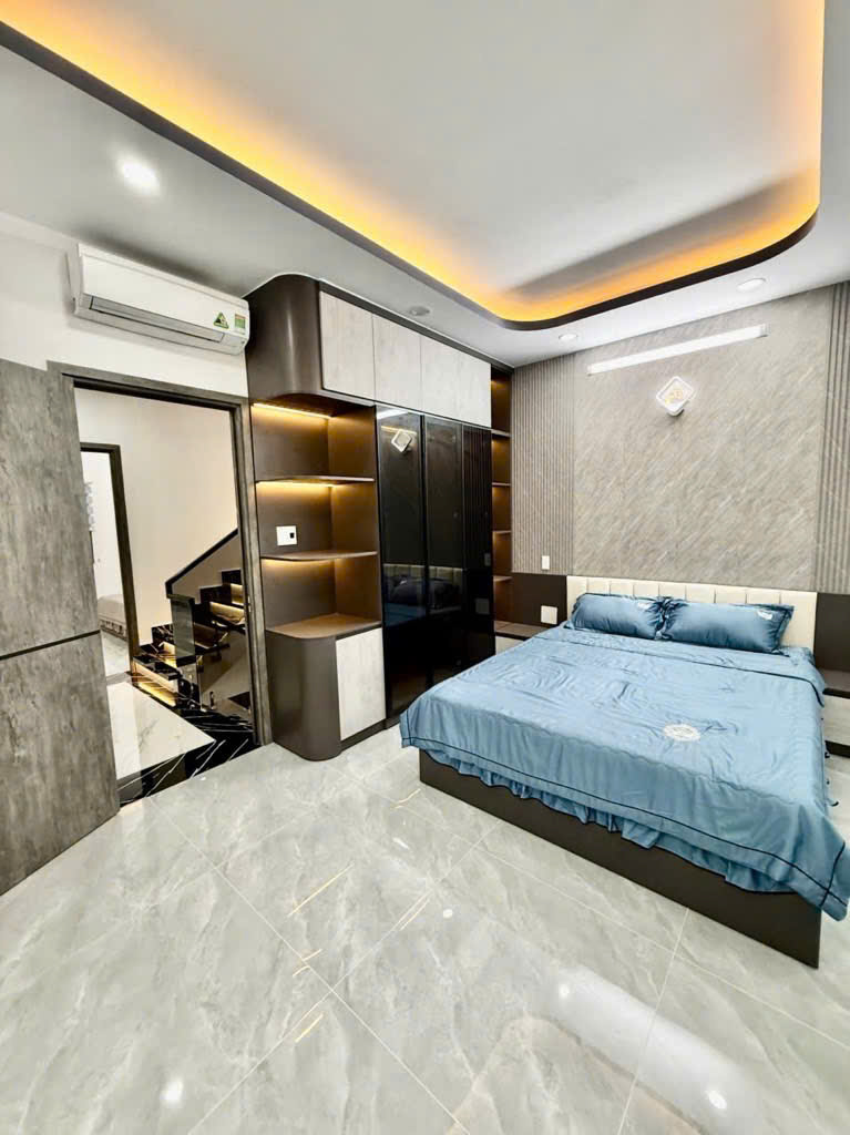 NHÀ PHỐ HIỆN ĐẠI MỚI XÂY - NGAY CẦU PHÚ XUÂN QUẬN 7
