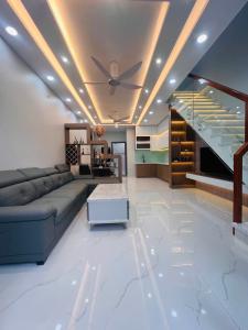 MUA 1 CĂN ĐƯỢC 2 CĂN - NHÀ QUẬN 7 MỚI XÂY, VÀO Ở NGAY