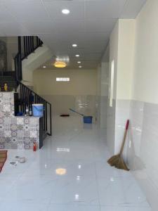 Bán nhà gần Ngã Tư Thủ Đức