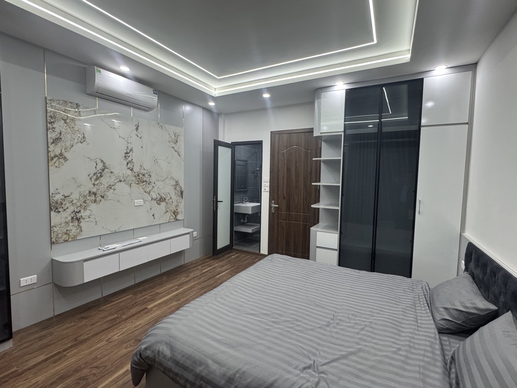 HỒ TÙNG MẬU CON PHỐ CỦA MỌI TIỆN ÍCH - GIAO THÔNG THUẬN TIỆN - ĐIỂM SỐNG XANH