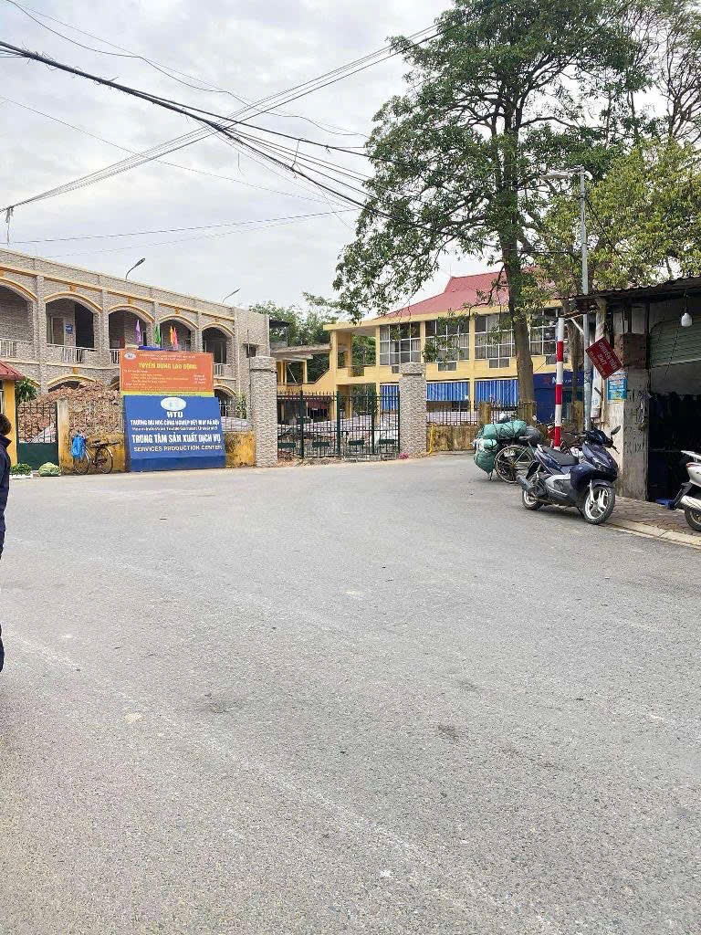 BÁN LÔ ĐẤT ĐẸP - Ô TÔ 7 CHỖ VÀO TẬN NƠI - NGÕ SIÊU NÔNG - QUY HOẠCH RA MẶT ĐƯỜNG 8M - ĐẦU TƯ SÁNG