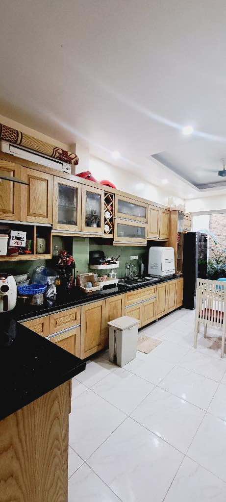 Nhà Lê Duẩn 2 mặt thoáng, hàng xóm CV Thống Nhất