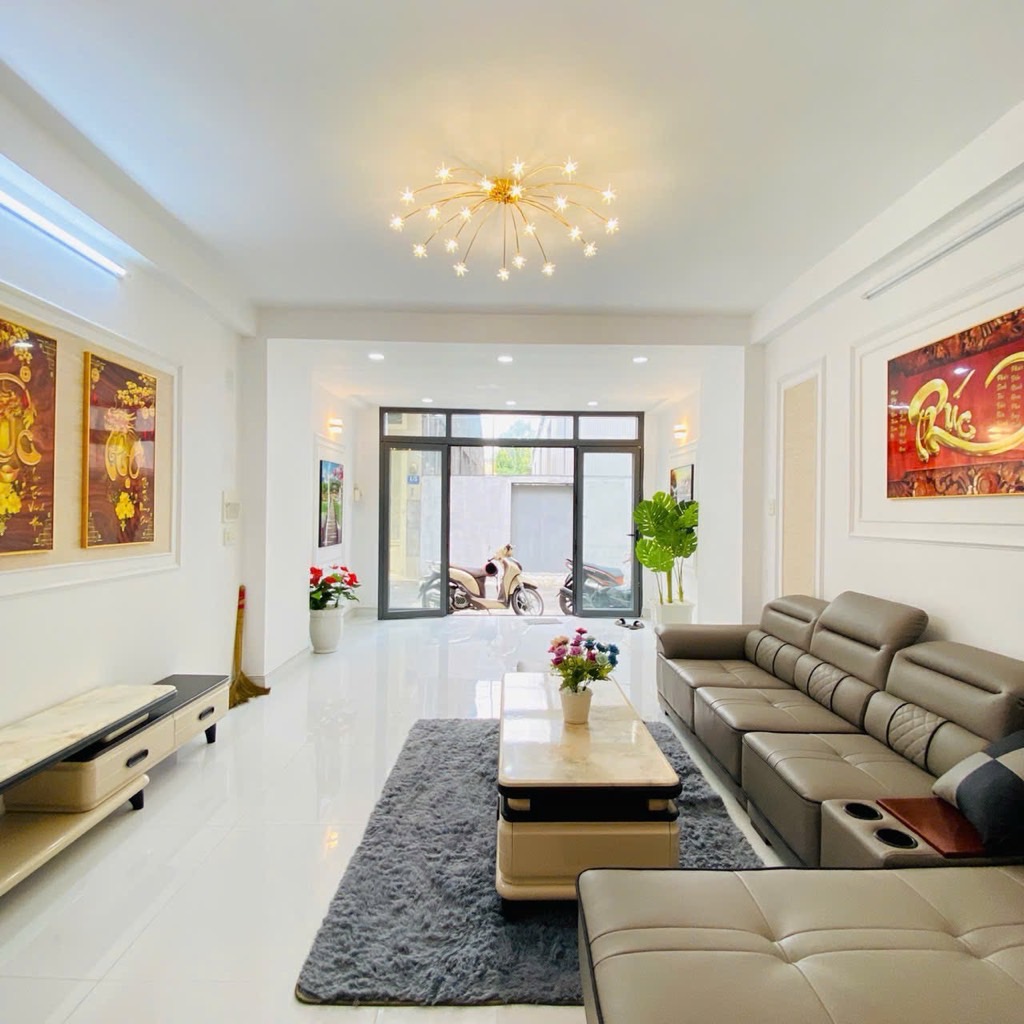 TRUNG TÂM GÒ VẤP- 4.1x18.5m- 4 TẦNG- HXH 5M- NHỈNH 10 TỶ