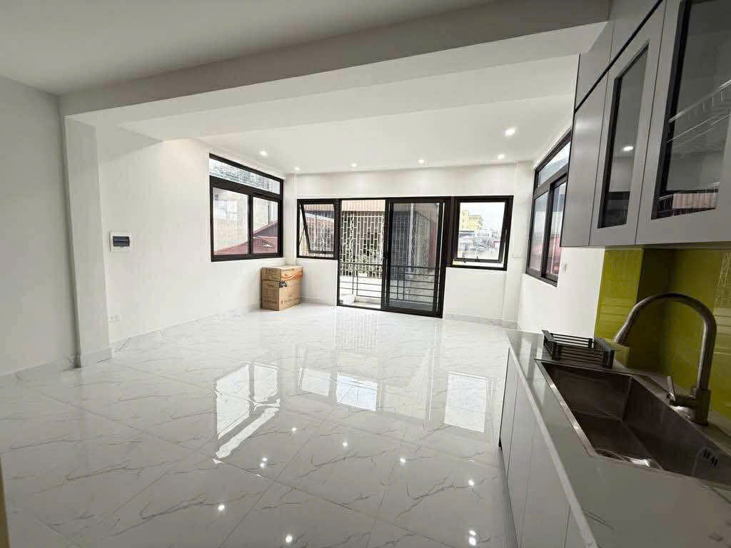BÁN NHÀ - LÊ TRỌNG TẤN, THANH XUÂN, HÀ NỘI, THANG MÁY, Ô TÔ  65M x 5 TẦNG GIÁ CHỈ 19,6 TỶ