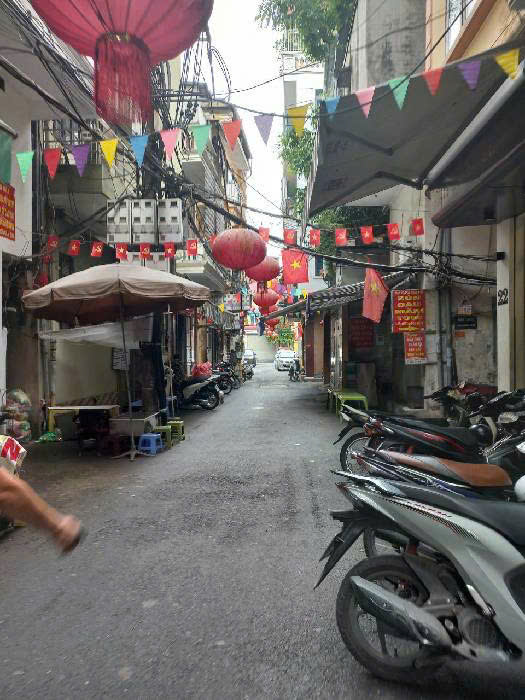 sốc nhà mặt phố, trung tâm hai bà trưng mà giá chỉ 10 tỷ 0974461102