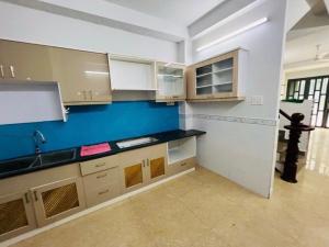 33M2 - 4 TẦNG - HẺM 3M - AN NINH - CHỈ HƠN 6 TỶ
