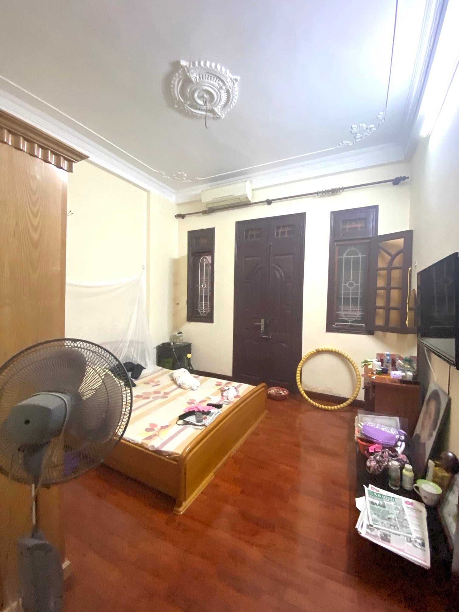 Chính chủ bán nhà đường Láng, ôtô đỗ cửa, 48m2, 4 tầng, chỉ 8.8 tỷ.