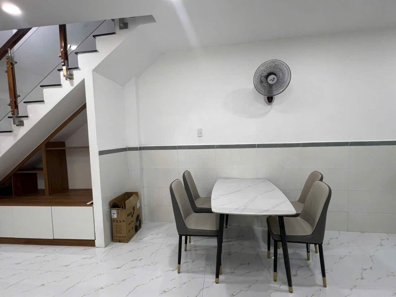 Chủ gửi - Bán  Nhà 1trệt 1lầu, hẻm đường Man Thiện, Tp Thủ Đức (Q9 cũ) - Chủ Hỗ Trợ Vay