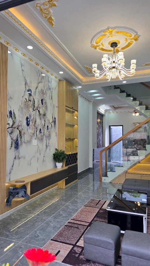 BÁN NHÀ PHỐ MỚI TINH THIẾT KẾ TÂN CỔ ĐIỂN - XE HƠI ĐẬU TRONG SÂN, ĐƯỜNG LÒ LU, P. TRƯỜNG THẠNH , TP THỦ ĐỨC