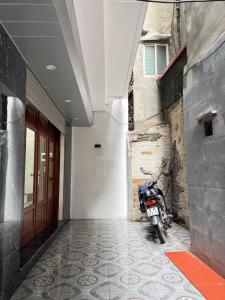 Bán nhà ngõ văn chương, 36m2, 6 tầng, chỉ 9.86 tỷ