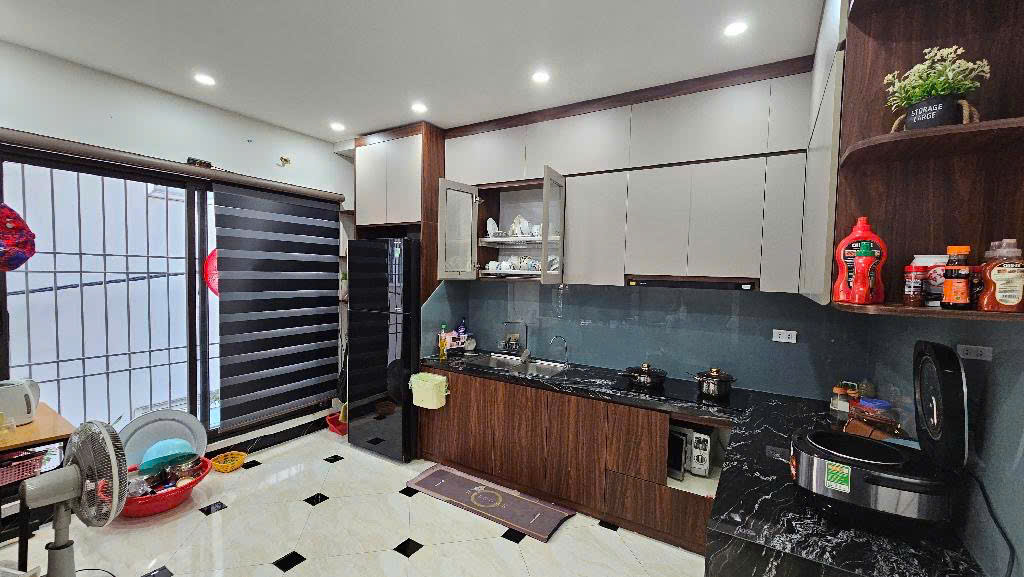 Mặt tiền rộng, ngõ rộng thông, ô tô gần, nhà đẹp Tổ 9 Mậu Lương 48m2 x 5 tầng