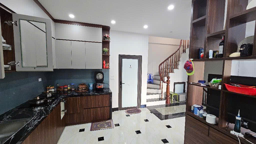 Mặt tiền rộng, ngõ rộng thông, ô tô gần, nhà đẹp Tổ 9 Mậu Lương 48m2 x 5 tầng