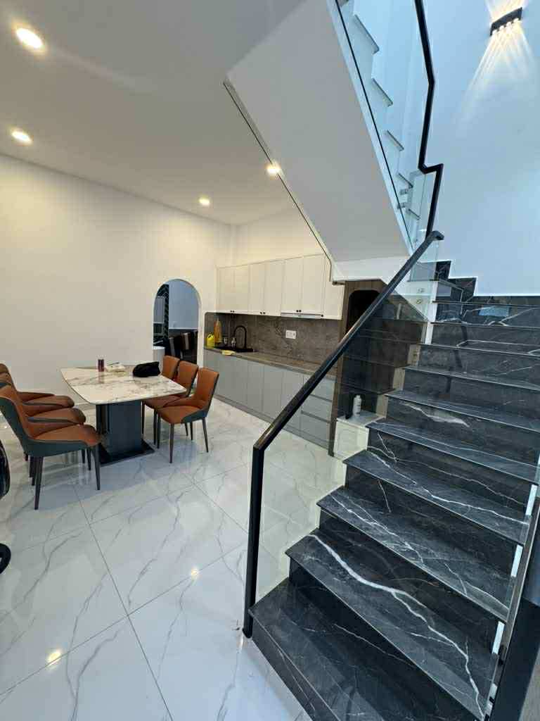 Nhà siêu đẹp giá siêu hời