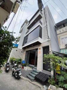 Nhà đẹp giá hợp lí ngay tại Quận 6