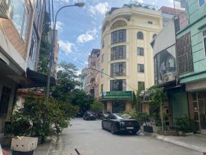 Nhà mặt phố huỳnh thúc kháng – trung tâm hà đông – chỉ 7.5 tỷ, 40m², kinh doanh sầm uất.