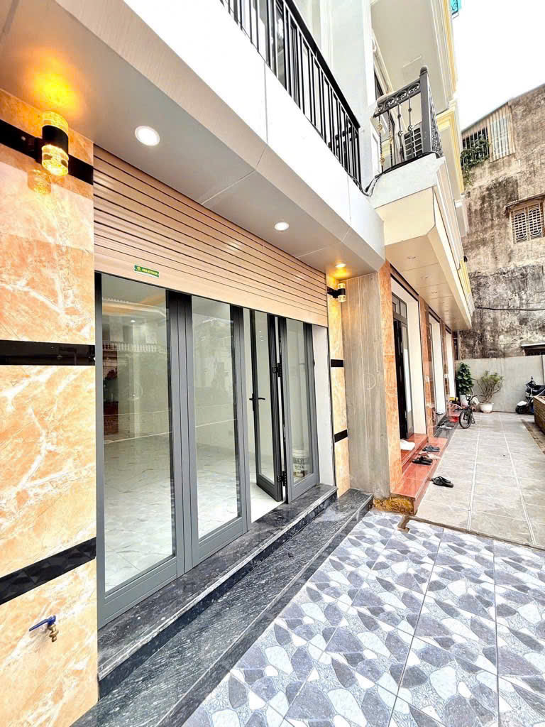 (Gấp) Chính chủ cần bán nhà Hoàng Mai -35m2 | 5 tầng | 3 ngủ | SĐCC | ngõ rộng - Giá nhỉnh 8 đồng