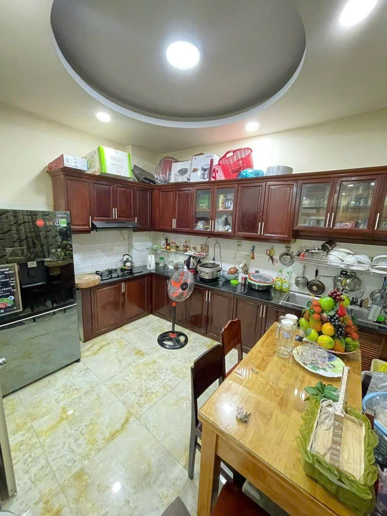 Bán Nhà Đẹp Hẻm Liên Tỉnh 5, 4 Tầng, 4 PN, gần Phạm Hùng, Phạm Thế Hiển, Tạ Quang Bửu. Giá: Nhỉnh 5 tỷ.