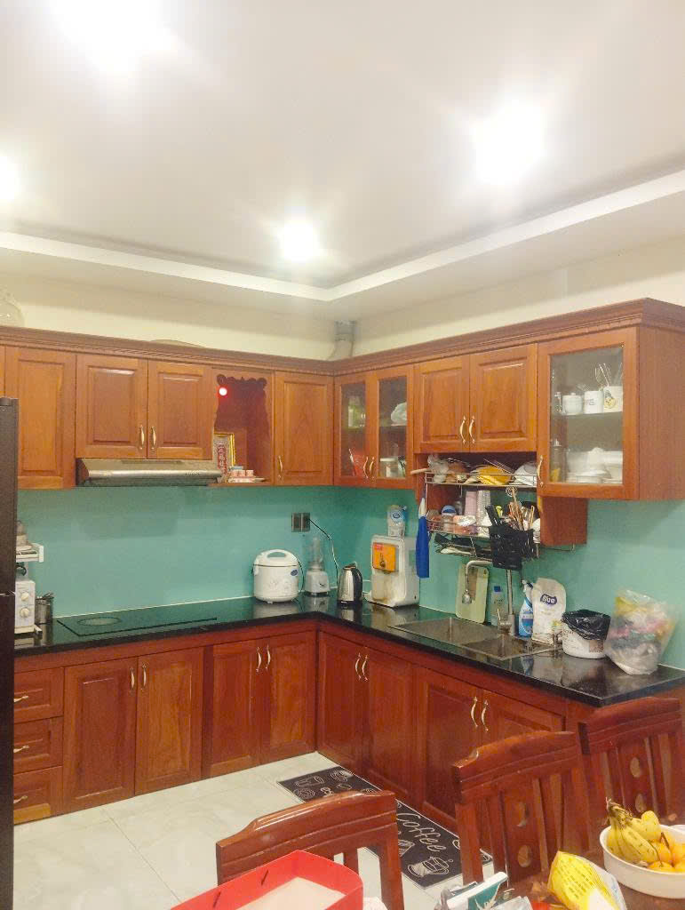 Bán nhà VIP, khu vực Cảng Sông Phú Định, Phường 16, Quận 8.