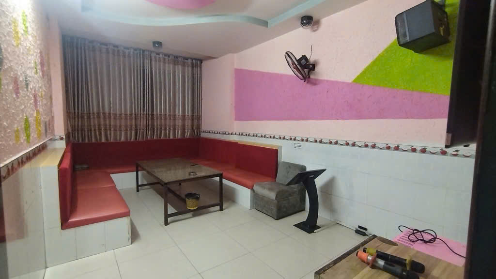 Nhà Bán Gấp: Mặt tiền đường Đông Hồ, Q8, Giảm thêm 200tr, chỉ còn 9.7 tỷ