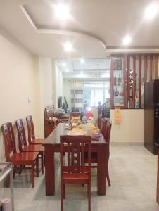 Nhà Đẹp: DT: 80m2 Cảng Sông Phú Định, Phường 16, Quận 8. Giá: 9,5 tỷ(Thương lượng)