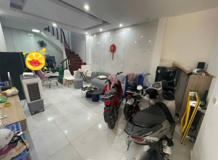 Bán nhà Nguyễn Lân, ngõ thông thoáng, an sinh tốt, nhà dân xây, 42m2, giá 7.6 tỷ
