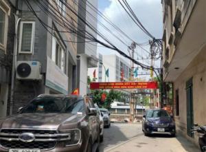 Bán nhà Nguyễn Lân, ngõ thông thoáng, an sinh tốt, nhà dân xây, 42m2, giá 7.6 tỷ