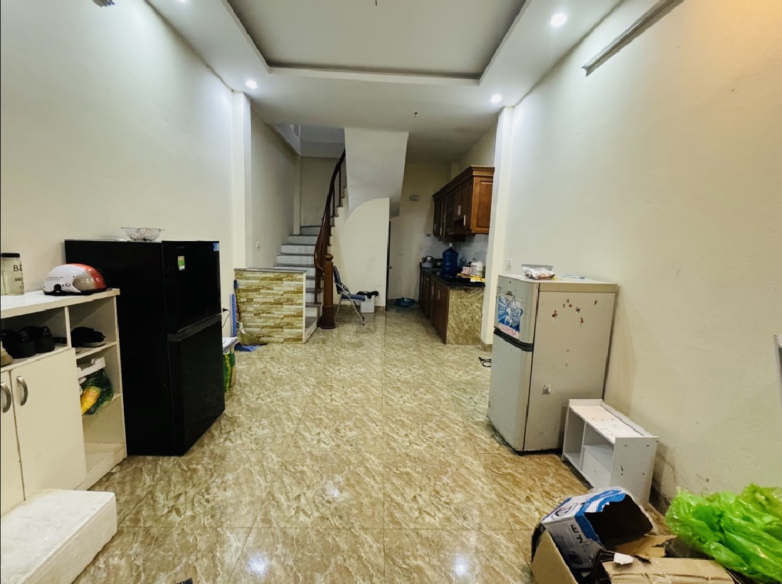 NHÀ ĐẸP GẦN THPT TRẦN HƯNG ĐẠO - HÀ ĐÔNG