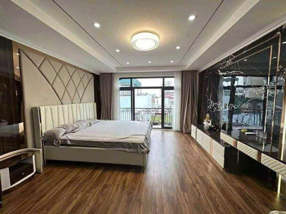 Phân lô Tân Mai_48m2_10 tỉ_ô tô đỗ cửa_view hồ_tặng full nội thất