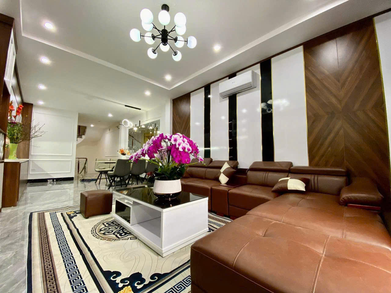 Phân lô Lương Khánh Thiện_58m2_11,2 tỷ_ô tô tránh_ngõ thông_2 thoáng_sát phố10m_