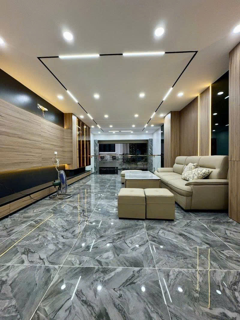 Bán nhà trung tâm quận Hoàng Mai_54m2_phân lô_ô tô ngủ trong nhà_thiện_thang máy_full nội thất_kinh doanh tốt_