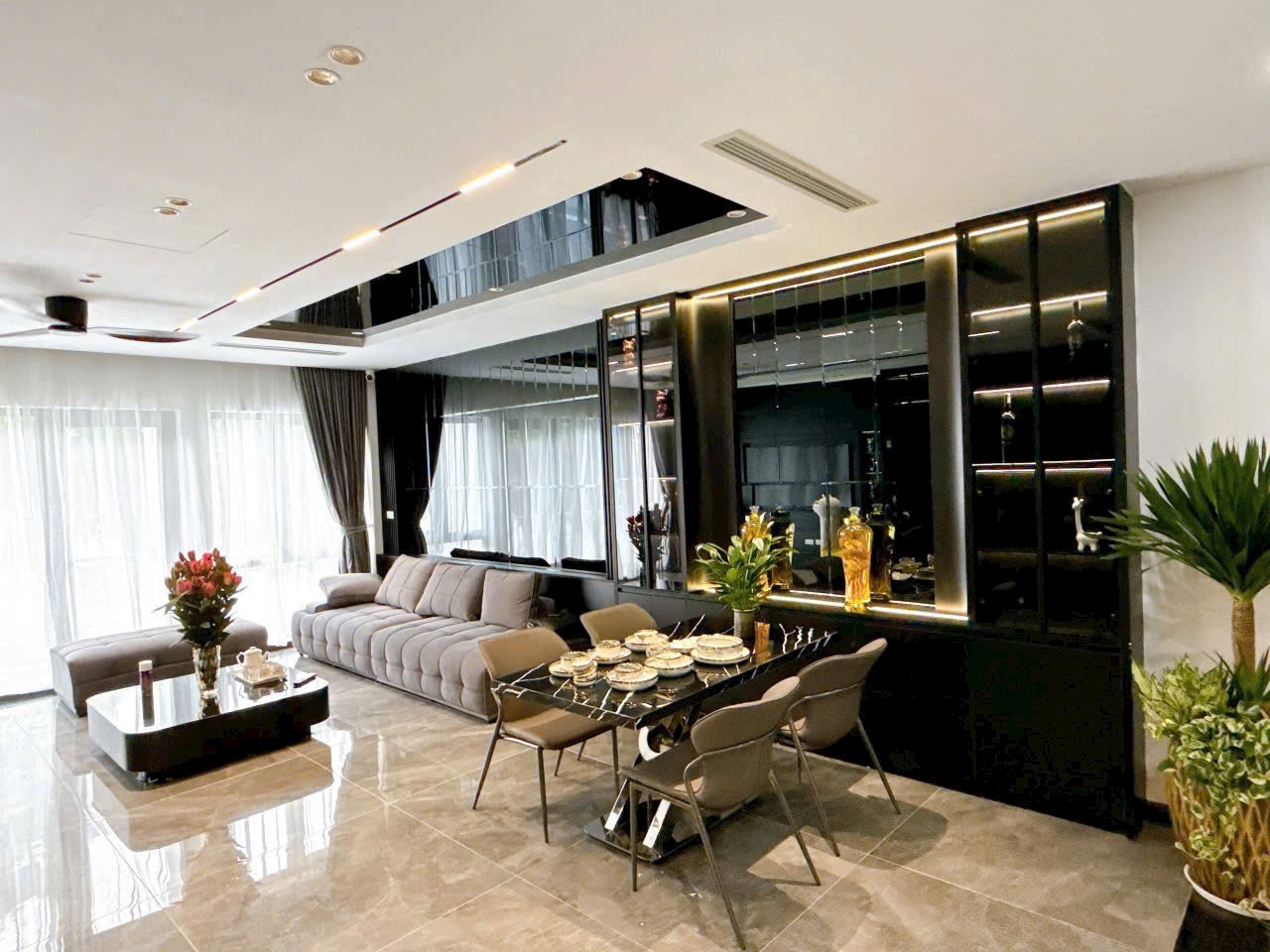 Lê Trọng Tấn-68m2-hơn 18 đồng-thang máy-ô tô ngủ trong nhà-10m ra phố-kinh doanh