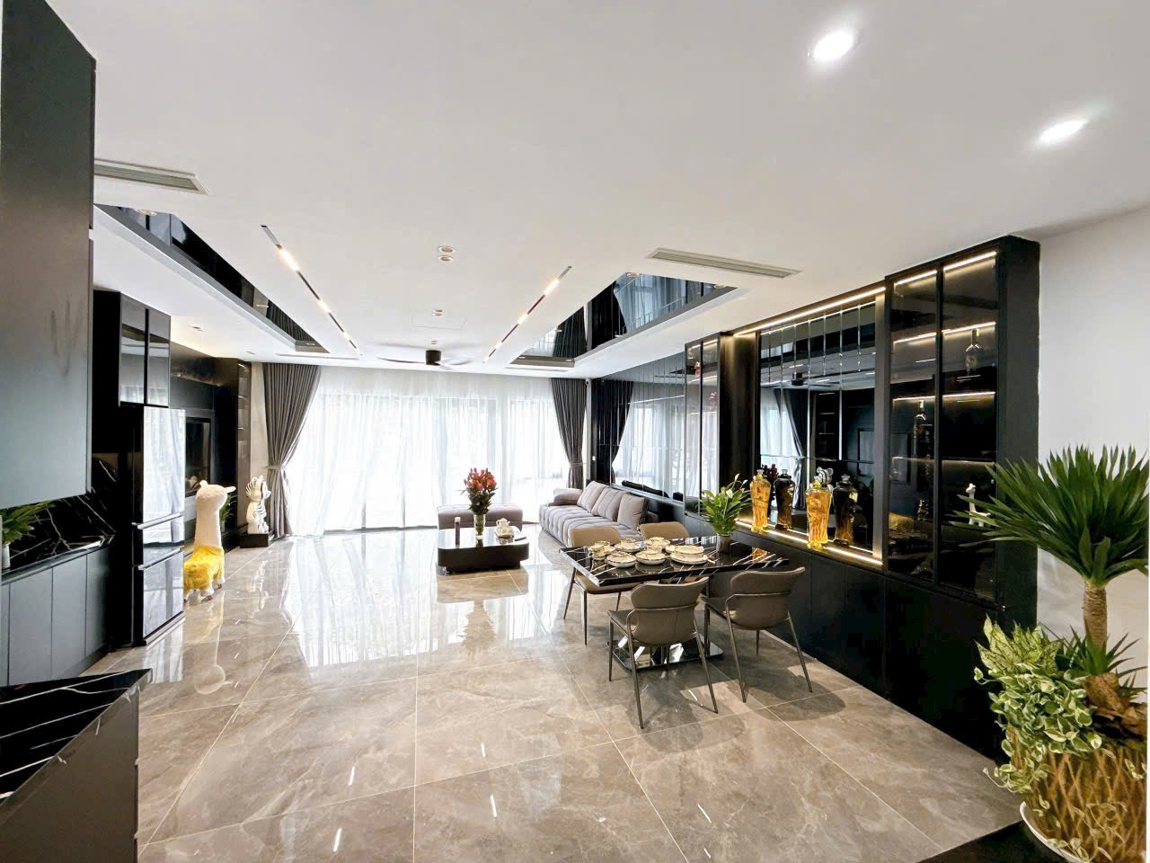 Lê Trọng Tấn-68m2-hơn 18 đồng-thang máy-ô tô ngủ trong nhà-10m ra phố-kinh doanh