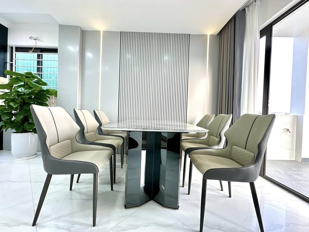 Mặt phố Hoàng Mai, 55m2, hơn 10 đồng, 6 tầng, ô tô tránh, thang máy, kinh doanh cực đỉnh, có lộc