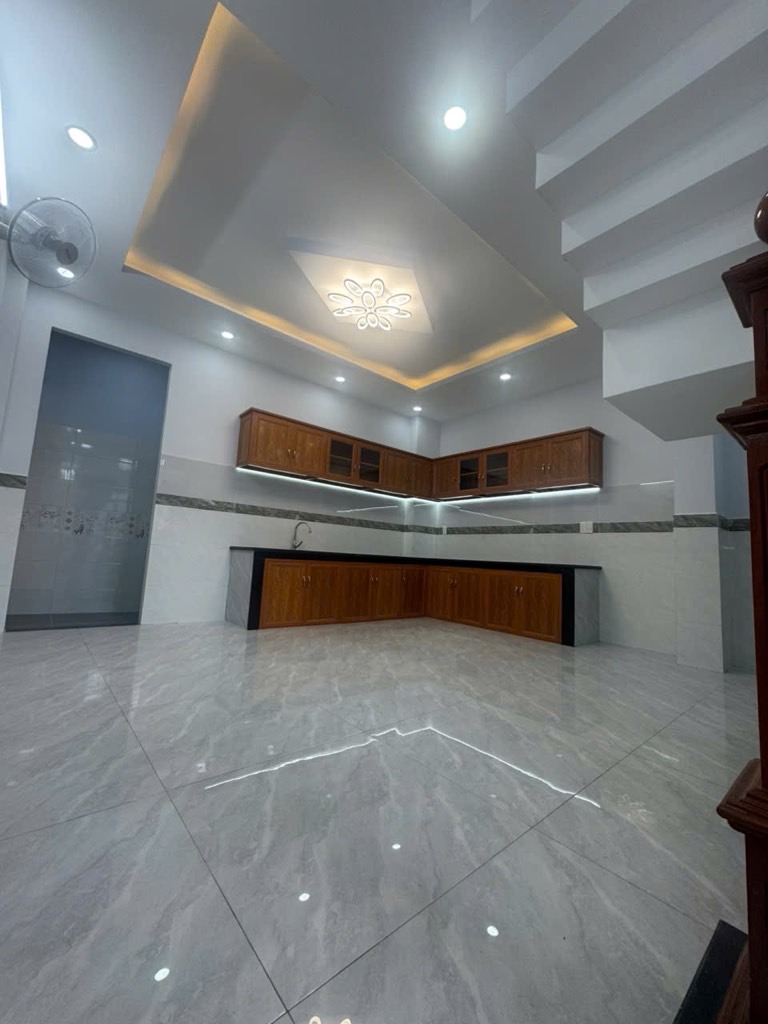 NHÀ ĐẸP FULL NỘI THẤT - HẺM XE HƠI LÊ VĂN KHƯƠNG - NGANG ĐỈNH 5M - 65m2 - 4 TẦNG - GIÁ 5.450 TỶ TL