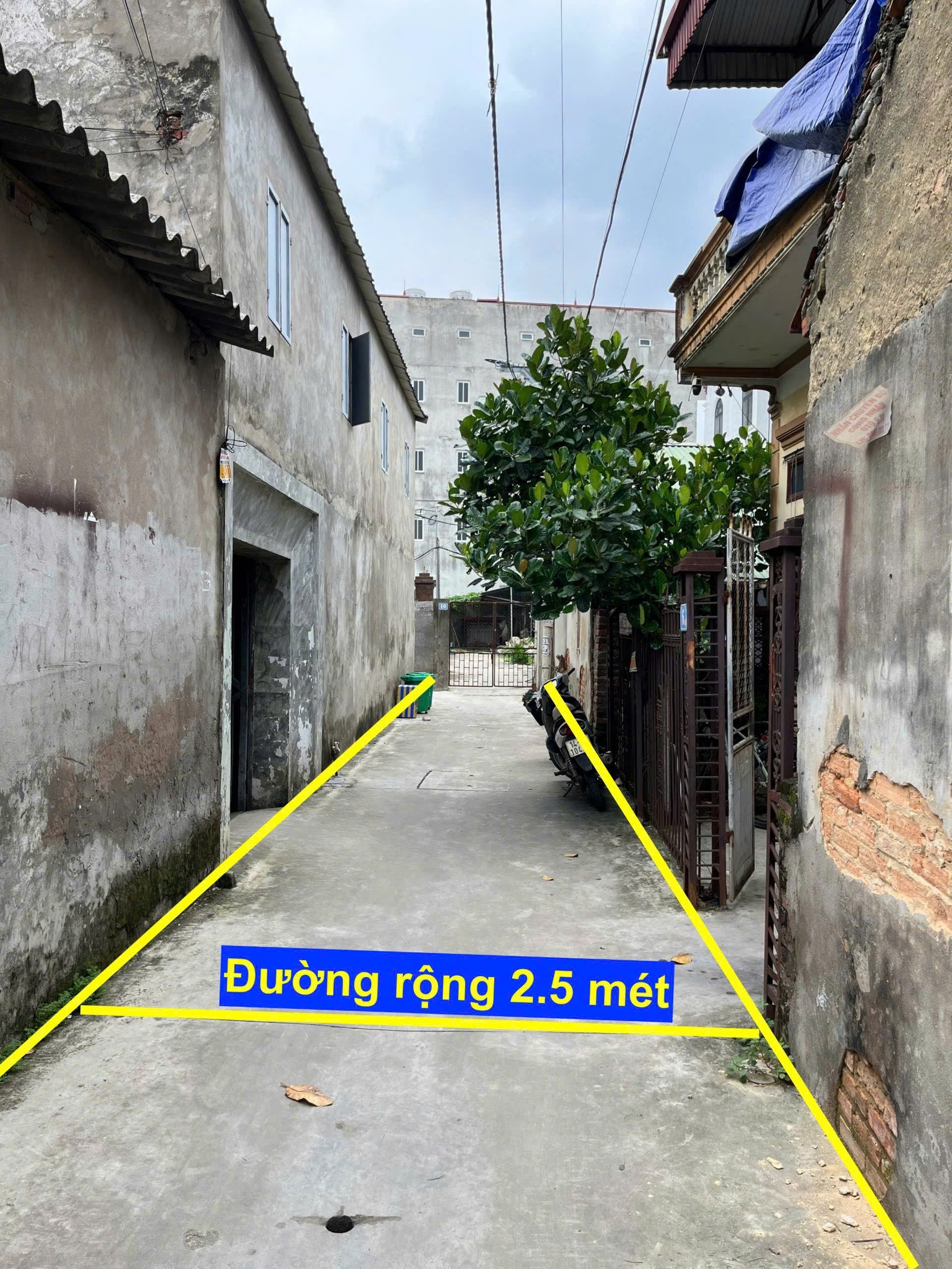 BÁN ĐẤT TẶNG NHÀ, CHỈ XÁCH VALI ĐẾN Ở