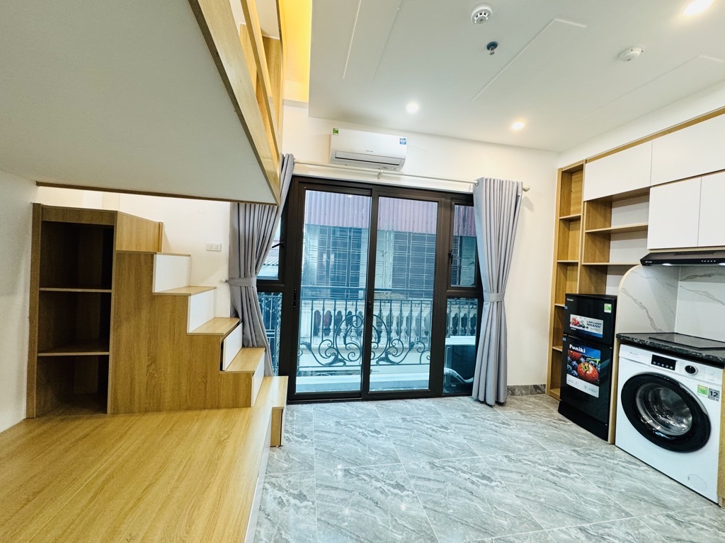 CĂN HỘ DỊCH VỤ DÒNG TIỀN 1.5tỷ/1 năm. 8 tầng thang máy 18 phòng khép kín