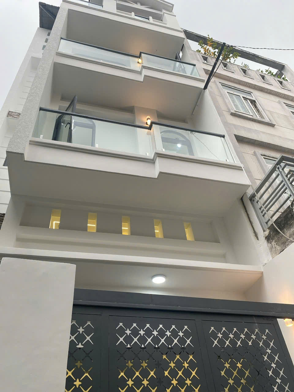 Bán nhà 4 tầng HXH Lê Quang Định quận Bình Thạnh