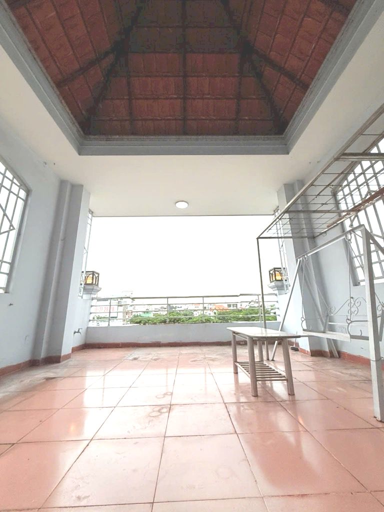 Cần bán gấp nhà hẻm xe hơi - Tiện nghi, vị trí đẹp Bình Thạnh