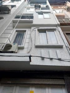 BÁN GẤP NHÀ YÊN HOÀ - CẦU GIẤY! GIÁ NHỈNH: 9 TỶ. CHO THUÊ DÒNG TIỀN 30TR/ THÁNG. CHỦ THIỆN CHÍ BÁN NGAY TRONG THÁNG!
