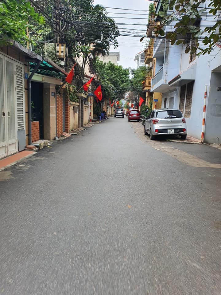 BÁN NHÀ HOÀNG MAI, BỜ SÔNG SÉT, KINH DOANH, NGÕ THÔNG