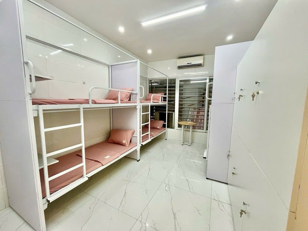 Nhà mới gần phố xã đan, 10m ra mặt phố ô tô lùi tận cửa Vị trí cực đẹp cực hiếm