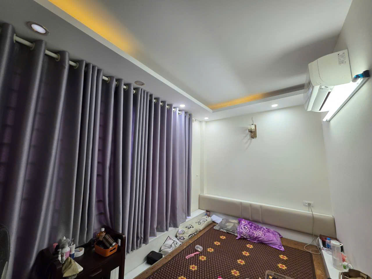 NHÀ ĐẸP NGỌC THUỴ CỰC HIẾM-45M-5 TỶ- BÁN GẤP