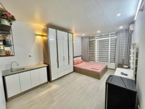 Nhà mới gần phố xã đan, 10m ra mặt phố ô tô lùi tận cửa Vị trí cực đẹp cực hiếm