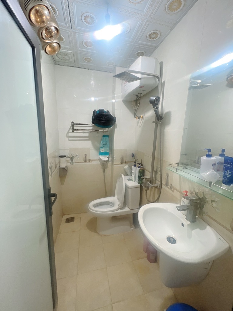 BÁN NHÀ VĂN PHÚ - LÔ GÓC - TRUNG TÂM HÀ ĐÔNG - SỐNG VIP - CÁCH Ô TÔ 50MET - 40M2 - 8.3 TỶ