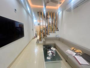 BÁN NHÀ VĂN PHÚ - LÔ GÓC - TRUNG TÂM HÀ ĐÔNG - SỐNG VIP - CÁCH Ô TÔ 50MET - 40M2 - 8.3 TỶ