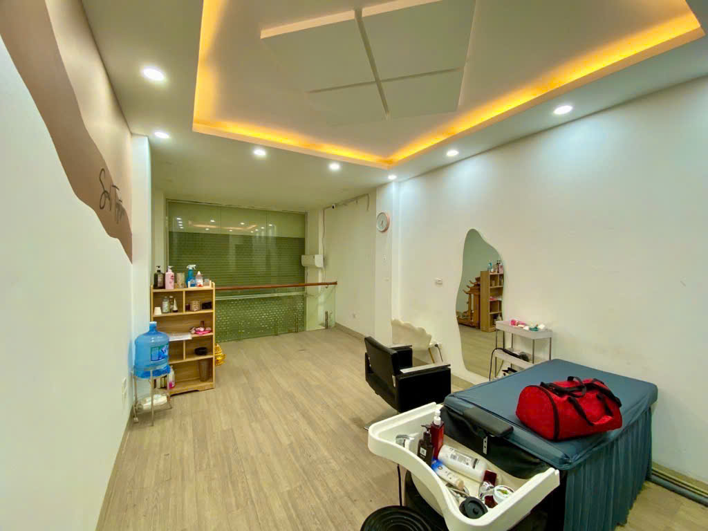 nhà mặt phố tô vĩnh diện – 6 tầng – có vỉa hè – đang cho thuê – kinh doanh sầm uất – sổ vuông